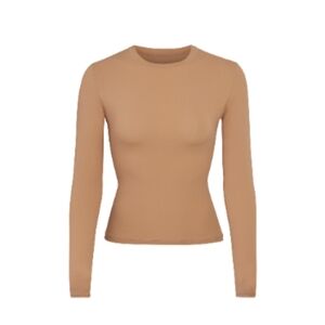 Future Sale* Skims FITS EVERYBODY LONG SLEEVE T-SHIRT | Sienna - Large